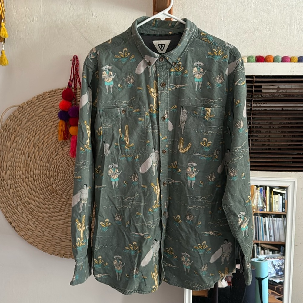 Vintage Vissla Long sleeve button up shirt